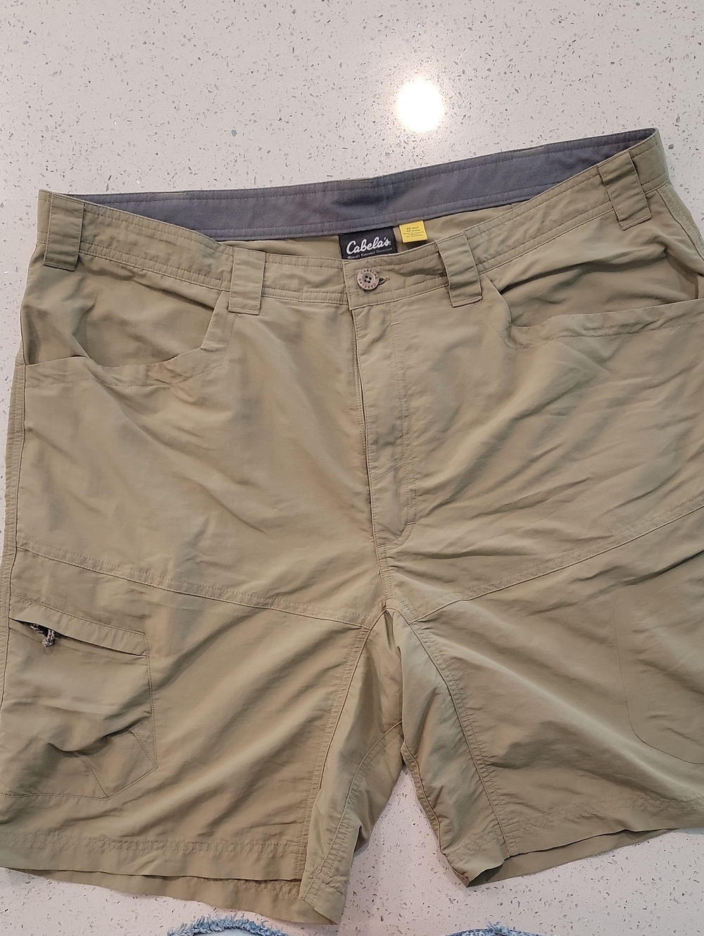 Cabela's Men's Light Olive Green Cargo Shorts